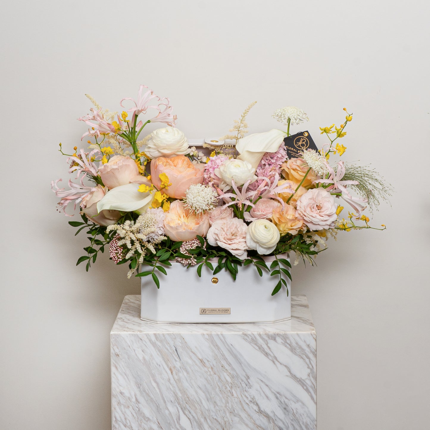 [MD2601] Mother's Day Flower Box - Creamy Peach